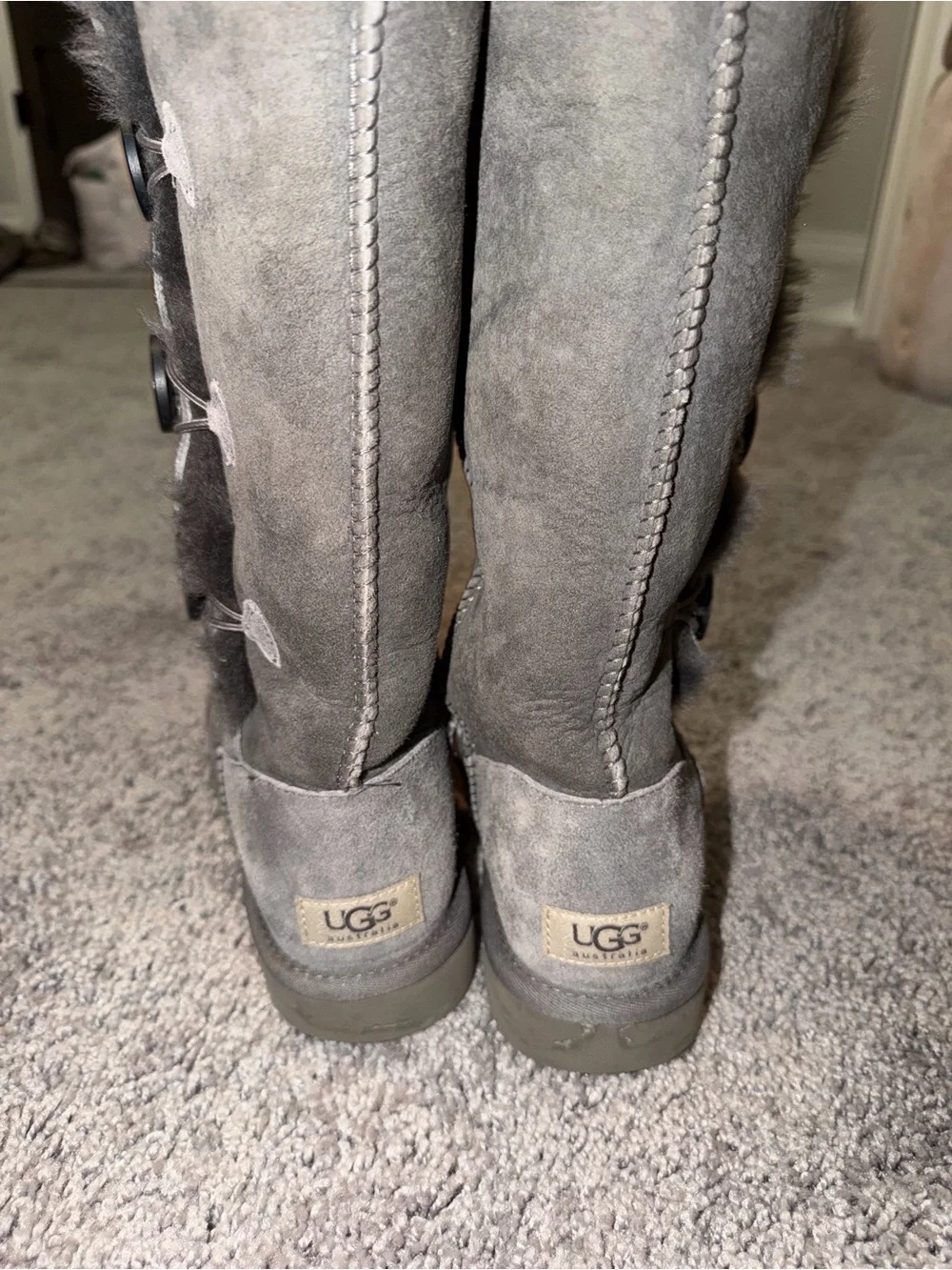 UGG Australia Bailey Button Triplet II Tall Boots Grey Suede Size 7